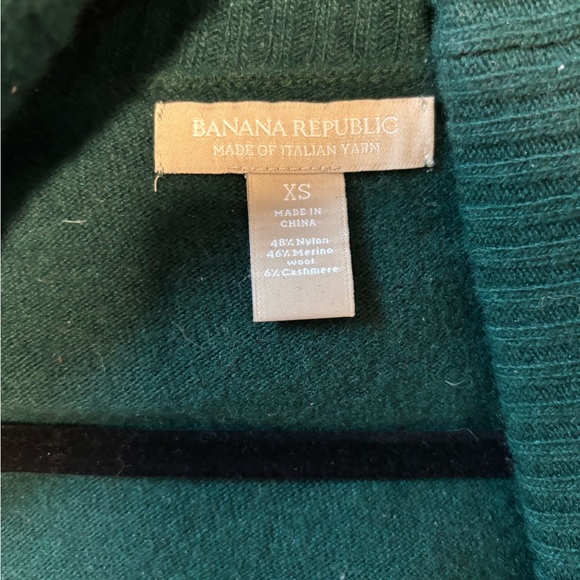 Banana Republic Green Knit Merino wool Cardigan Sweater - Picture 3 of 3